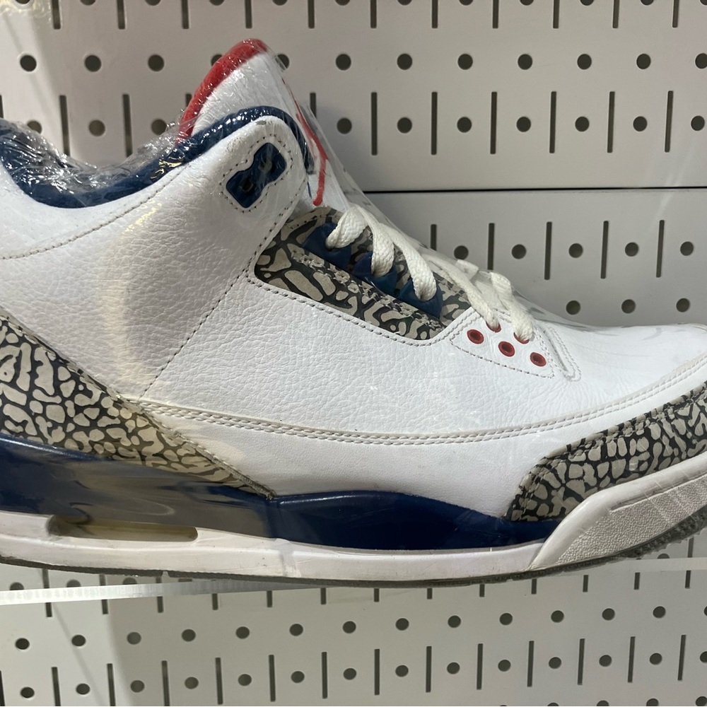 Jordan
3 Retro
True Blue